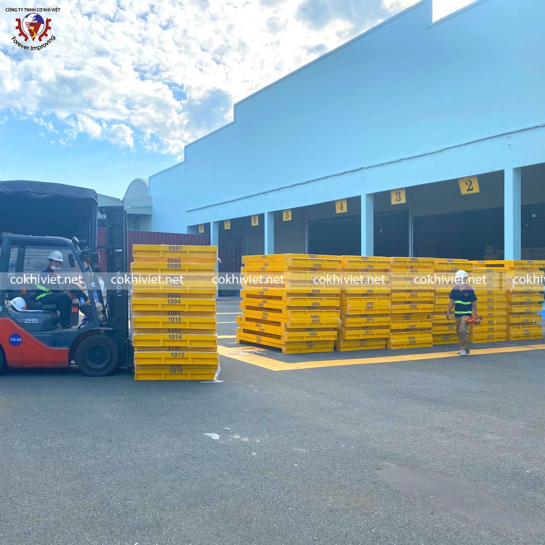 pallet sơn tĩnh điện
